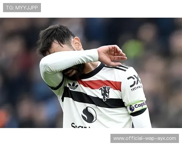 曼联爆冷遭逆转,滕哈赫赛后被问及下课危机 曼联爆冷遭逆转,滕哈赫赛后被问及下课危机