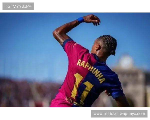 巴萨水货逆袭传奇,荣膺金球奖彰显实力,巴萨包揽金球前三 巴萨水货逆袭传奇,荣膺金球奖彰显实力,巴萨包揽金球前三