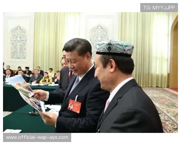 时政微纪录丨总书记新疆行“微观”瞬间