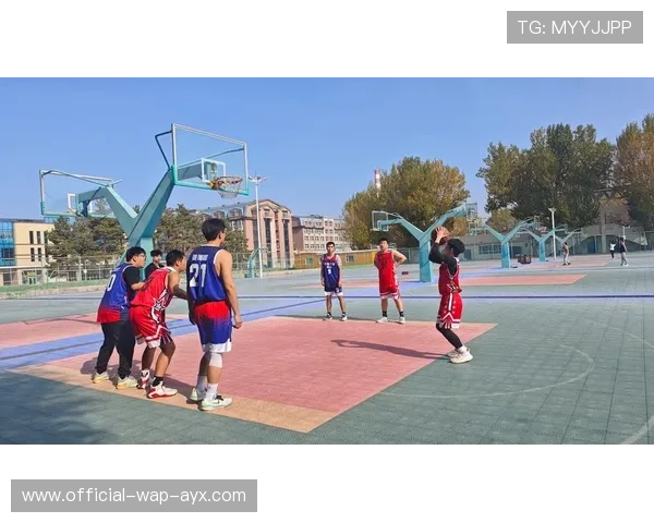 篮球成为中国青年的梦想象征，篮球是梦想